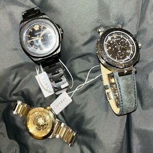 Men’s Versace
Never worn
2 non adjustable watches and one adjustable